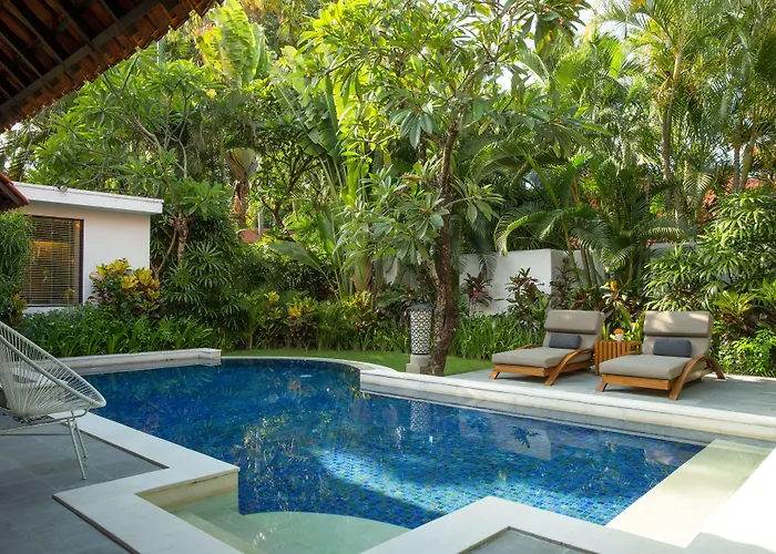 Alaya Dedaun Kuta Villa