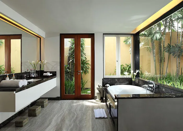 Villa Alaya Dedaun Kuta *